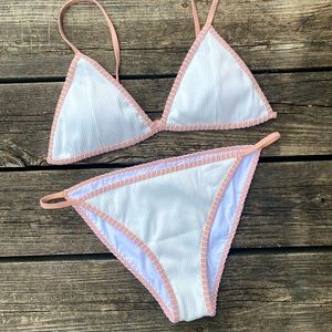 Cupshe “Bay of Angels” crochet bikini